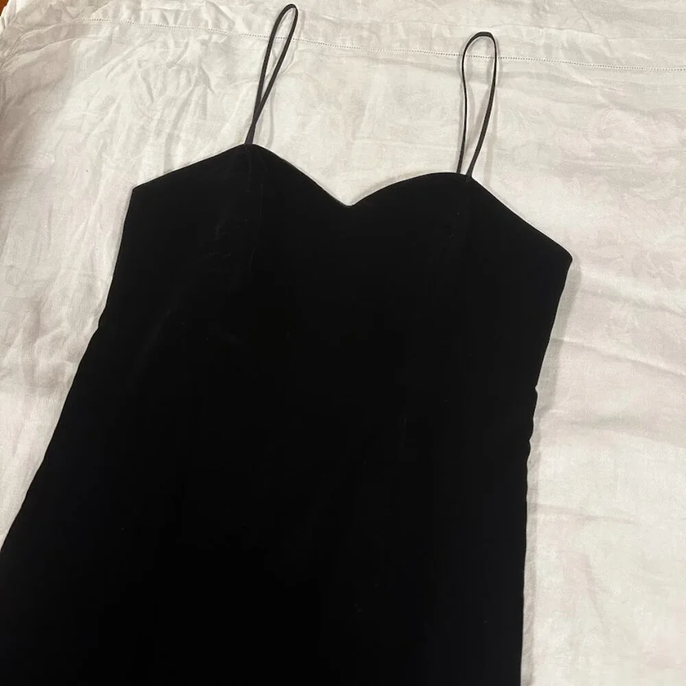 Vintage Black Velvet Slip Dress Made in USA Size M Cocktail Spaghetti Strap LBD - Picture 2 of 14